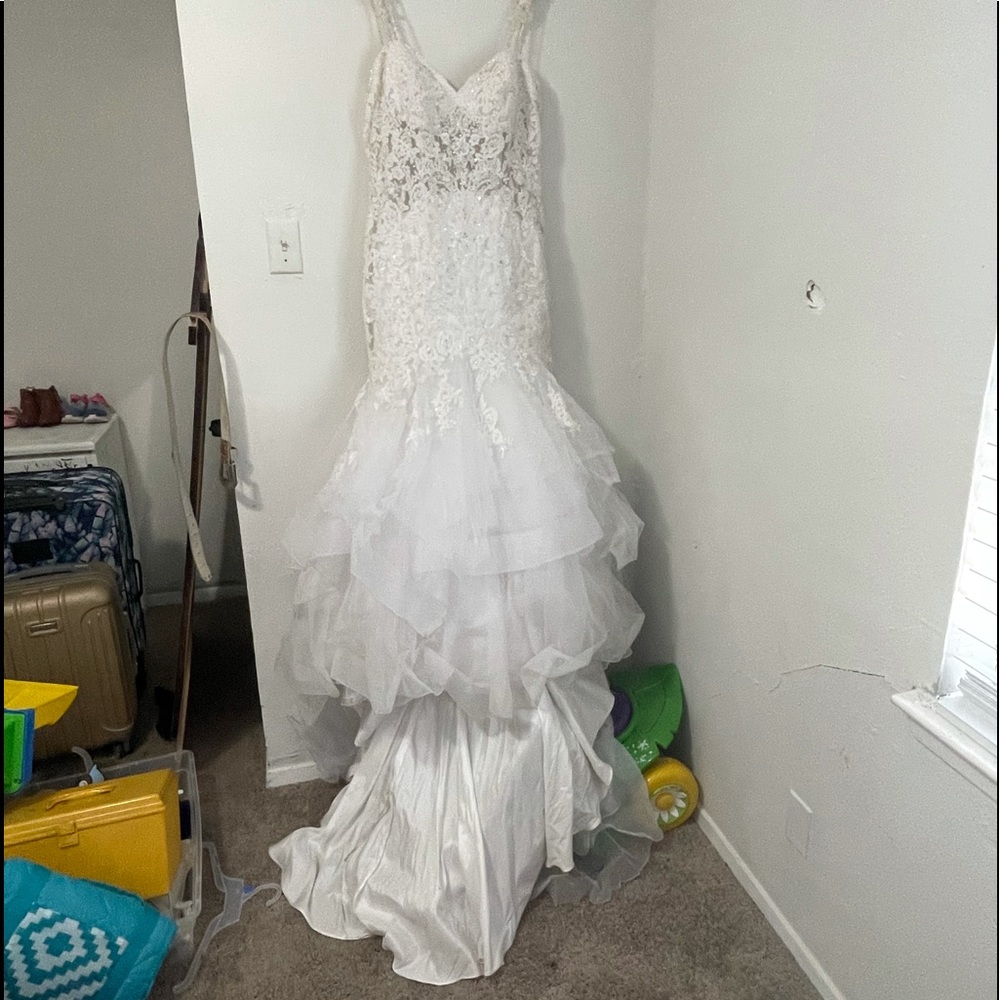 Wedding dress New